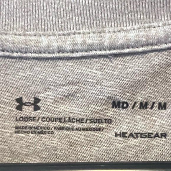 UNDER ARMOR WOMENS ATHLETIC SHIRT - Picture 3 of 6